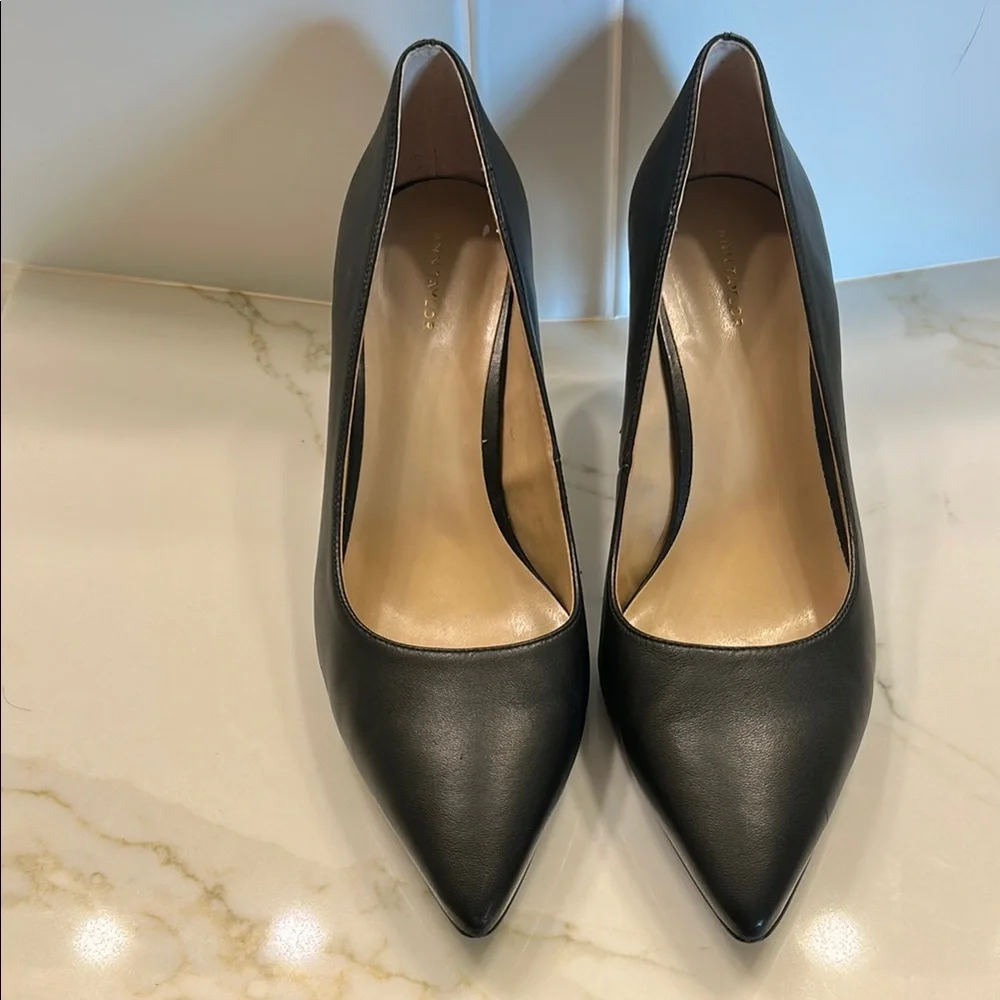 Ann Taylor Black Pointed-Toe Leather Pumps